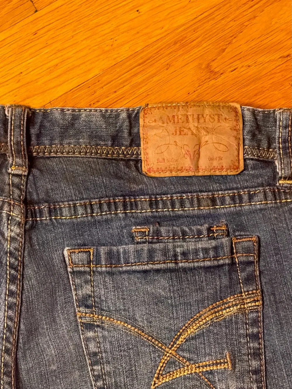 Rare vintage Y2K Amethyst Jeans ultra-low-rise denim shorts in a medium-wash blu